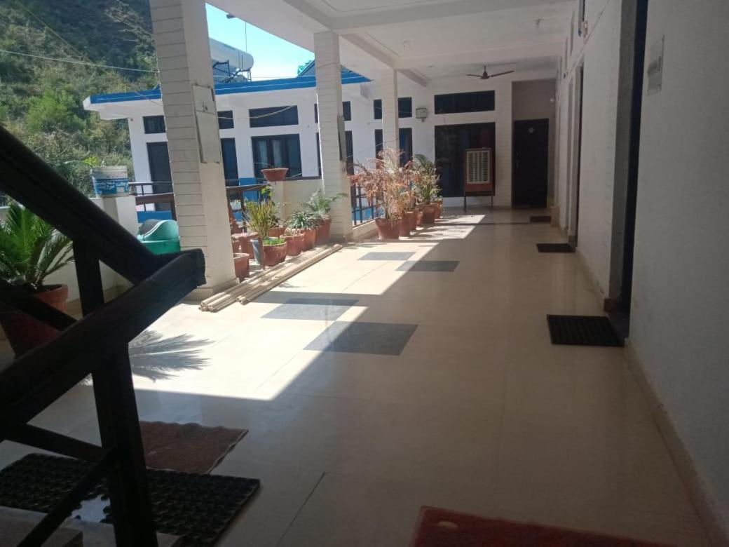 Vamoose Srishty Choice Apartment Rudraprayag Exterior photo